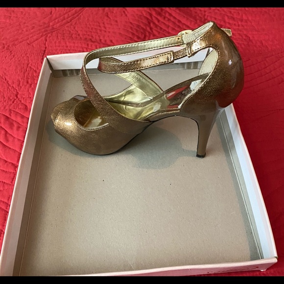 Gold Patent Heels - Picture 3 of 5